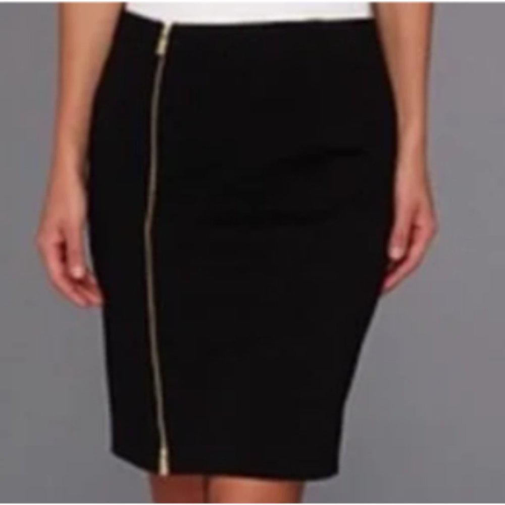 Vince Camuto Black Knit Gold Zipper Accent Straight Skirt